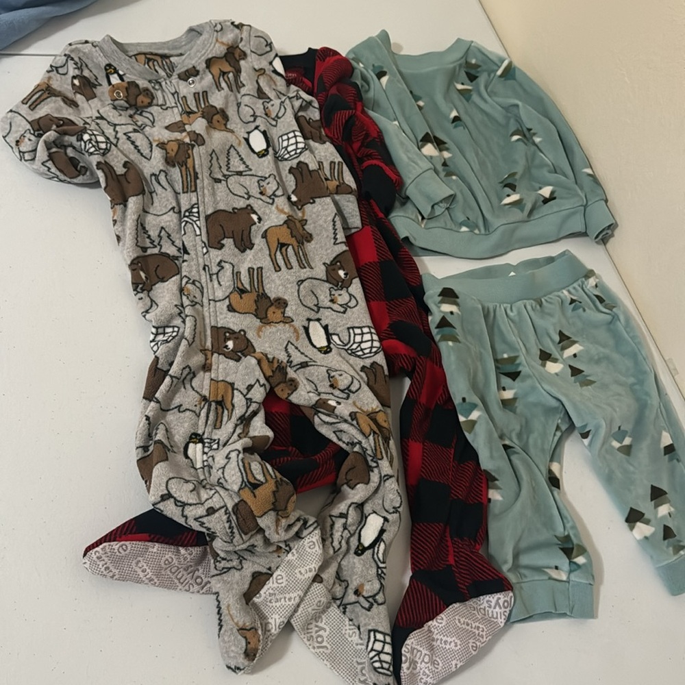 Baby cozy pijamas 12 months - Picture 4 of 8